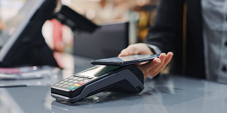 Kontaktlos bezahlen